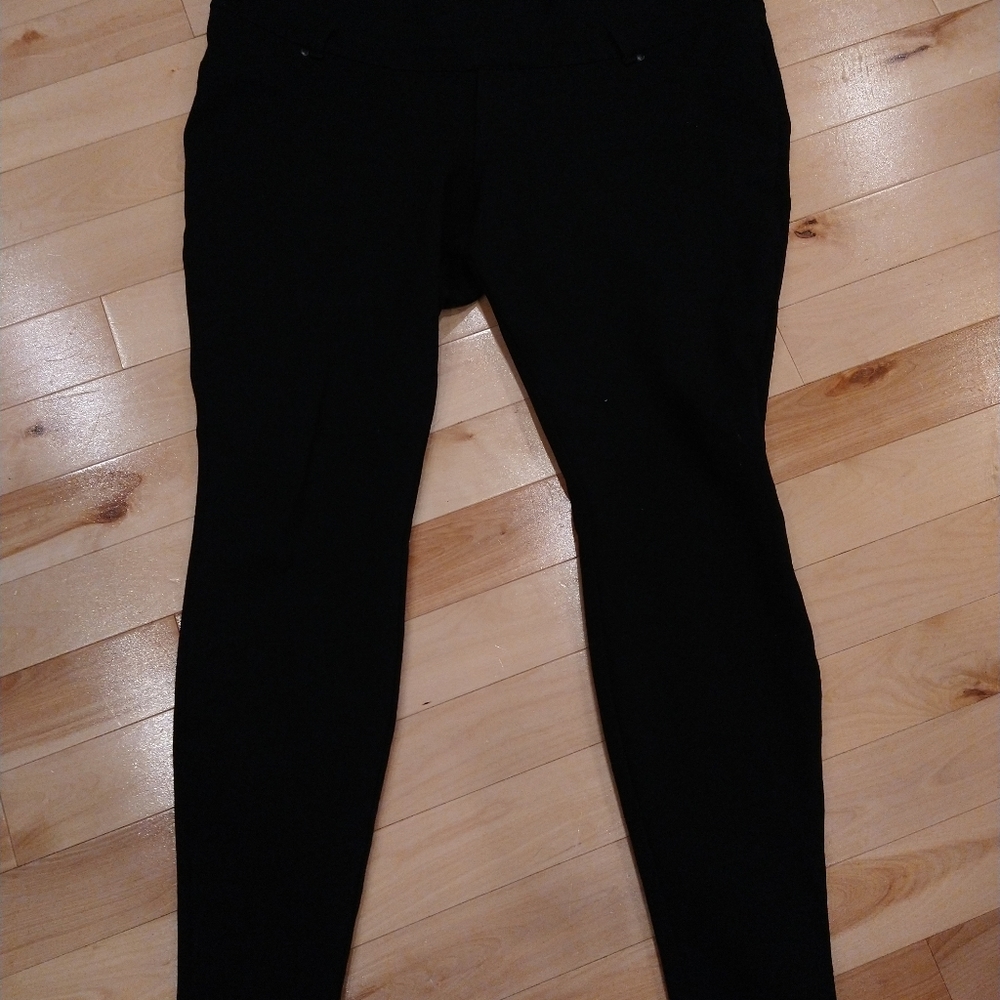 Xl Thyme maternity pregnancy black pants